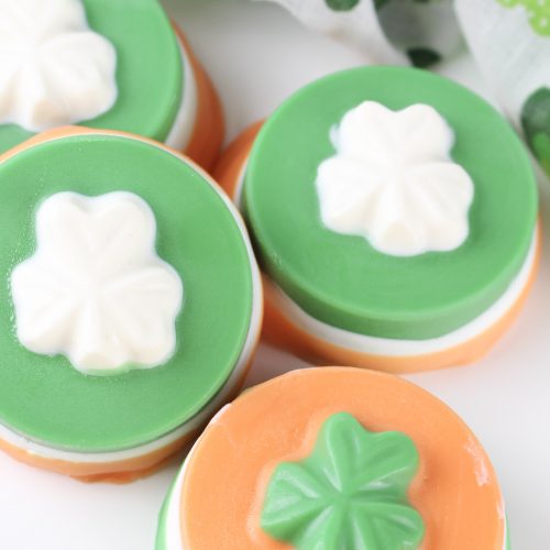 Want to make delicious St. Patrick's Day cookies? These shamrock cookies are made using Oreos and candy melts. Perfect for celebrating St. Patrick's Day.