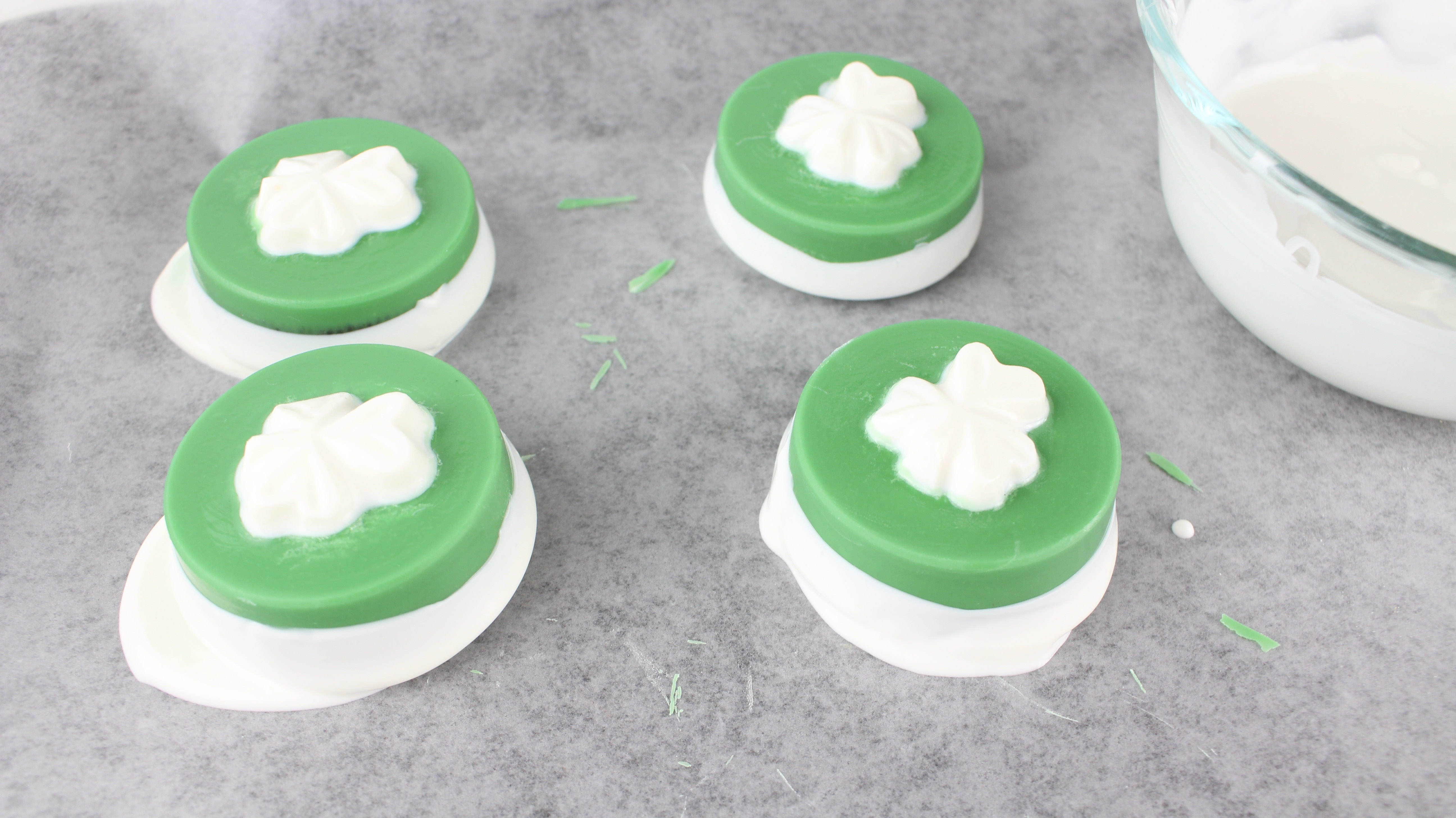 Want to make delicious St. Patrick's Day cookies? These shamrock cookies are made using Oreos and candy melts. Perfect for celebrating St. Patrick's Day.