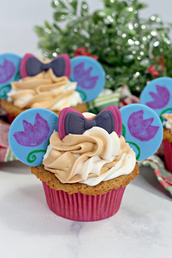 anna frozen cupcakes with minnieears