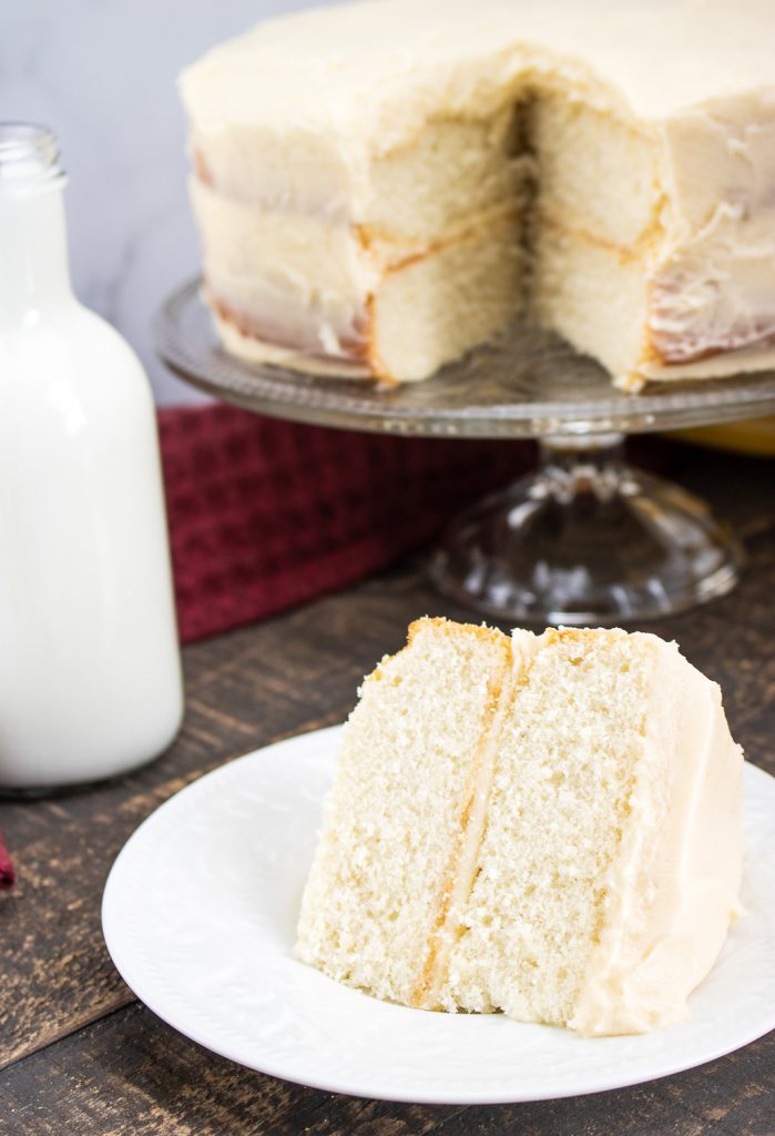 The cake on a plate.