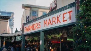 9 Red Flags That a Farmers' Market Stall Isn't as Local as It Claims
