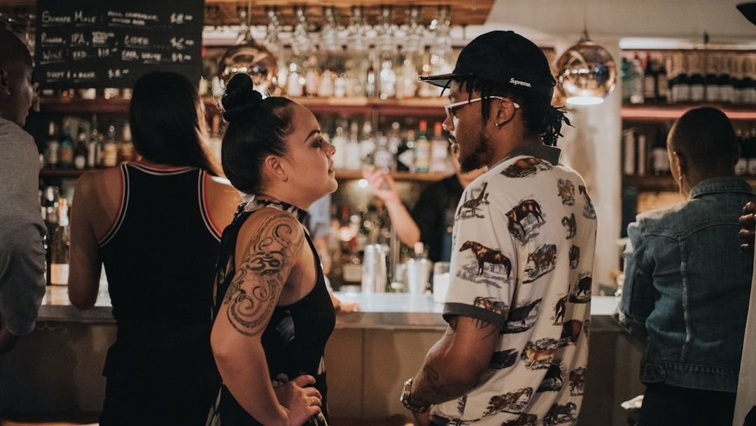 5 Things Your Bartender Notices About You Before You Ever Order