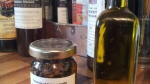 Why Top Chefs Refuse to Cook with Truffle Oil - and What They Use Instead