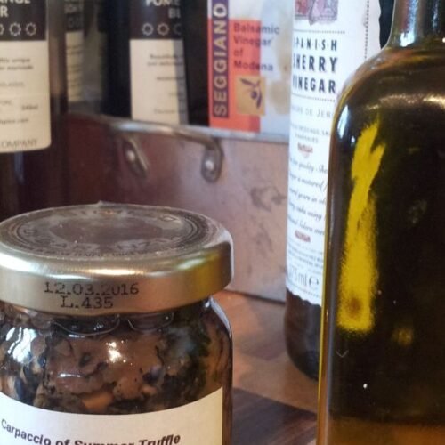 Why Top Chefs Refuse to Cook with Truffle Oil - and What They Use Instead