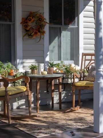 7 Southern Manners Etiquette Experts Say Are Fading Away