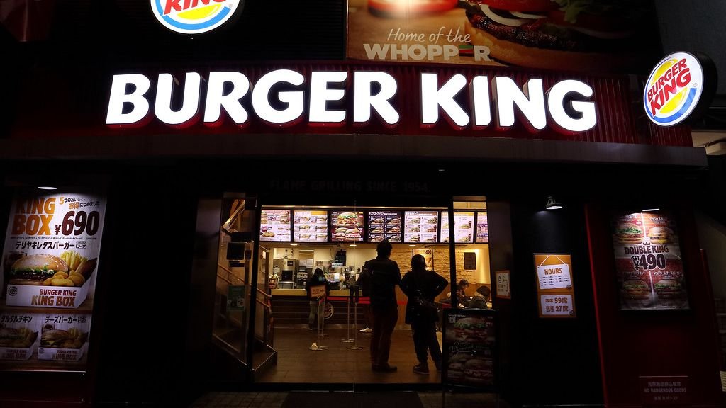 10 Fast-Food Chains Customers Say Have the Worst Service