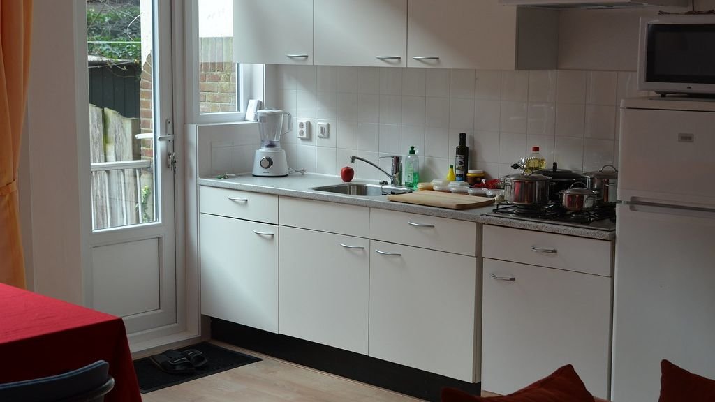 Realtors Say Buyers Are Avoiding These 6 Once-Popular Kitchen Layouts