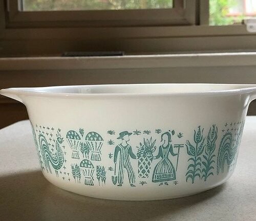 8 Vintage Kitchen Fixtures Worth Thousands That Collectors Still Search For