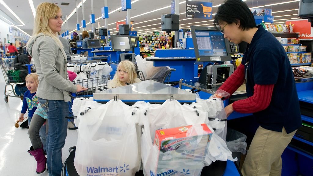 10 Modern Grocery Store Habits Baby Boomers Can't Stand (And Why They Have a Point)