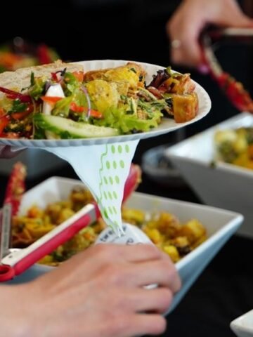 Why Are Classic Buffet Restaurants Disappearing From Downtown Food Scenes?