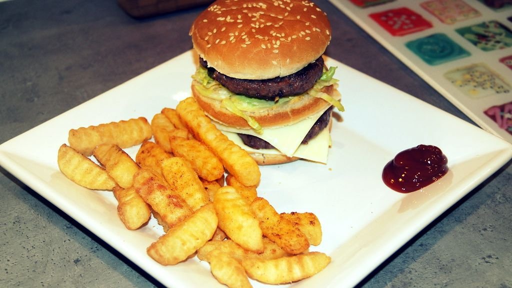 Think Twice: 9 Once-Popular Fast Food Items Now Raising Nutrition Concerns