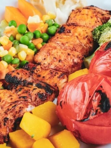 3 Countries With the Healthiest Traditional Diets - and 5 With the Unhealthiest Eating Habits