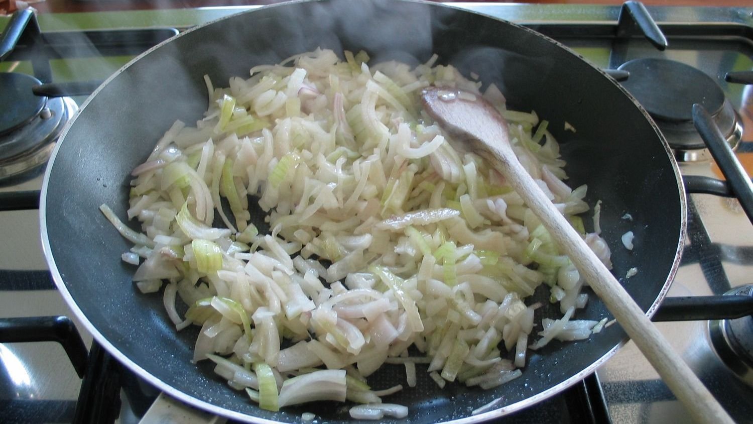 10 Cooking Mistakes That Diminish a Dish's Quality (And How to Correct Them in Time)