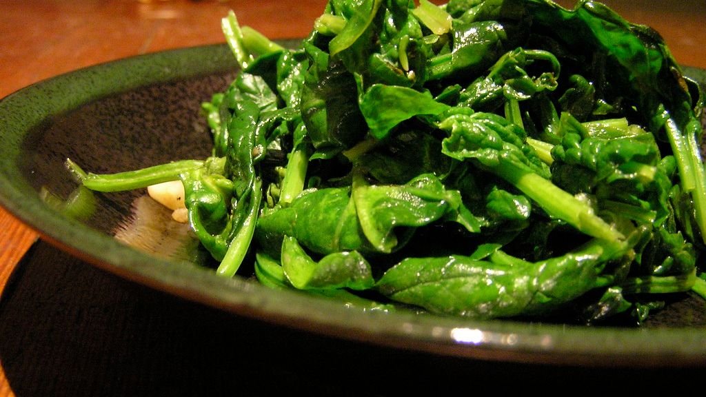 10 Foods That Contain More Magnesium Than Dark Chocolate - And Most People Don't Know It