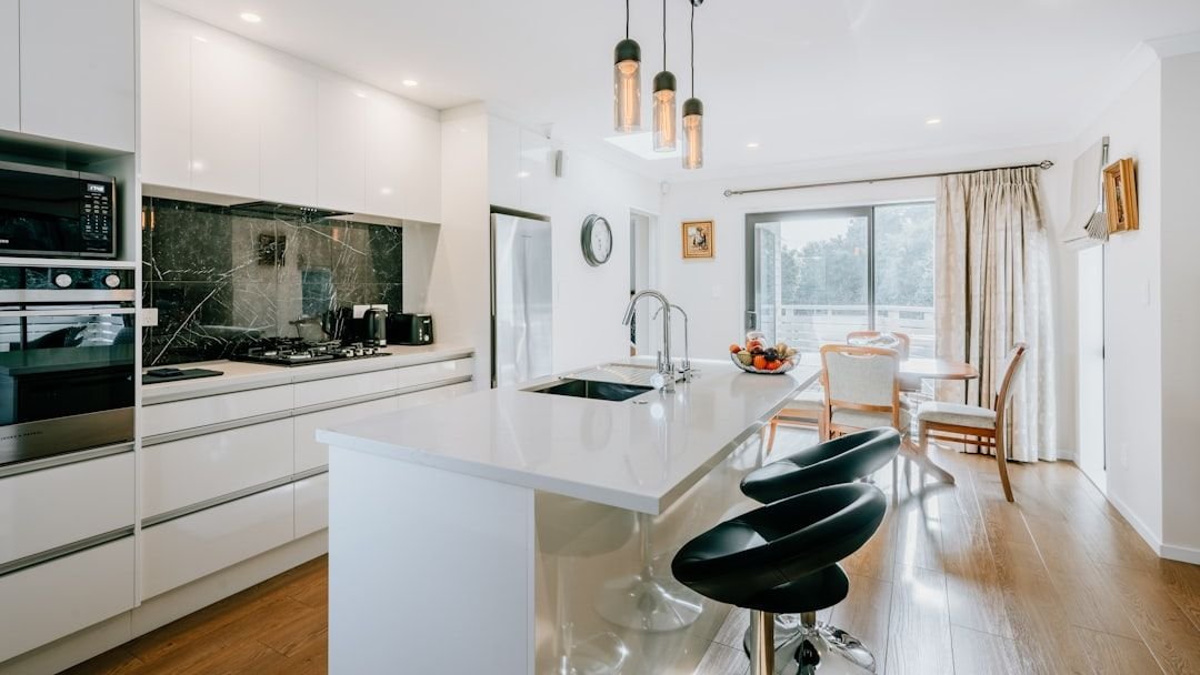 A Housing Analyst Explains: Why Open Floor Plans Are Losing Popularity in 2026