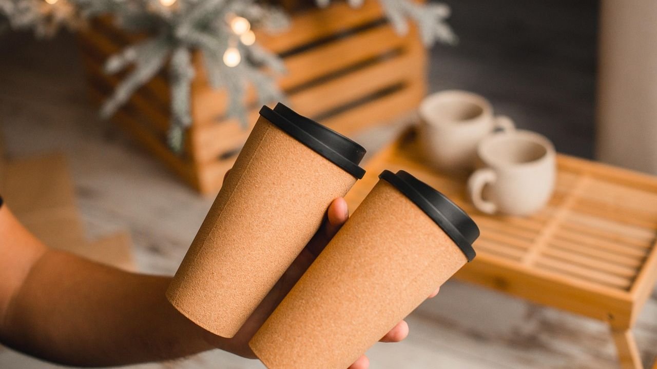 Why Coffee Tastes Different Depending on the Mug You Use