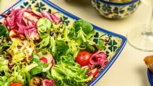 The "Empty Fridge" Rule: Why Smart Home Cooks Always Shop Fresh Before These 5 Meals