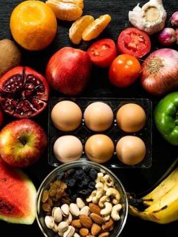 13 Science-Backed Foods That Help Fight Infection