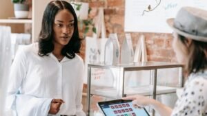 A Real Estate Insider Shares: 12 Signs Your Neighborhood Is About to Turn "Trendy"