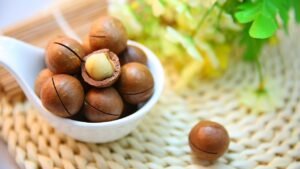 The Healthiest Nuts - Ranked from Worst to Best