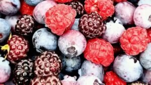 Top 10 Foods That Could Help Protect the Brain from Alzheimer's