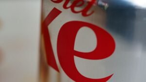 The "Don't Eat That" List: 10 Foods Nutritionists Warn Seniors About