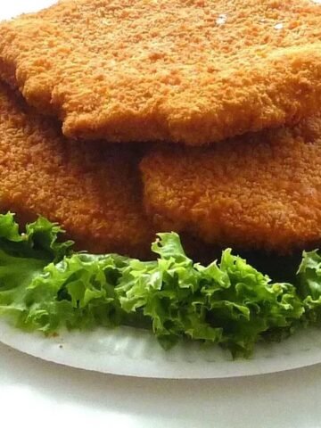 The No-Go List: 12 Global Dishes Travelers Say Aren't Worth the Hype