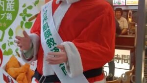 9 Strange Food Traditions Around the World That Still Leave Travelers Unsettled