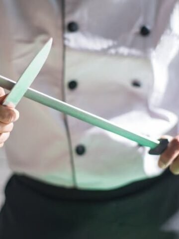 7 Kitchen Gadgets That Are a Total Scam (According to Professional Chefs)