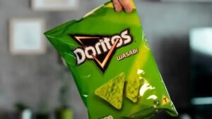 10 Gas Station Snacks That Doctors Say Are Worse Than a Double Burger