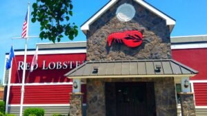 Know Before You Go: 6 Once-Popular U.S. Restaurant Chains That Are Now in Decline