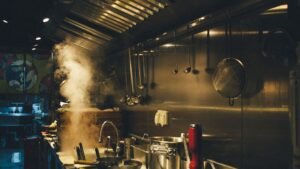 I've Been a Chef for 20 Years - Never Order These 8 "Reliable" Menu Staples