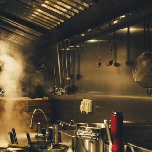 I've Been a Chef for 20 Years - Never Order These 8 "Reliable" Menu Staples