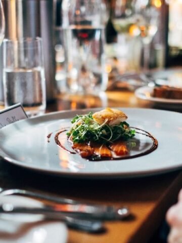 12 Things Restaurants Do That Most Customers Wouldn't Expect